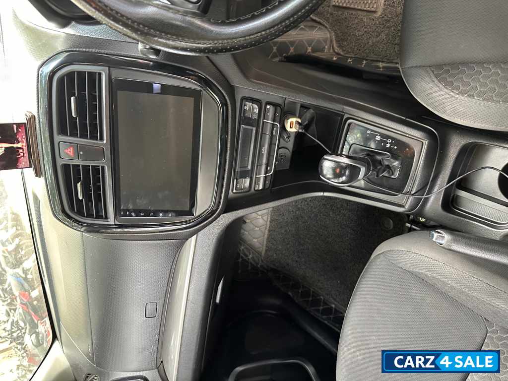 Maruti Suzuki Vitara Brezza ZDI AMT Maruti Suzuki Vitara Brezza ZDI AMT