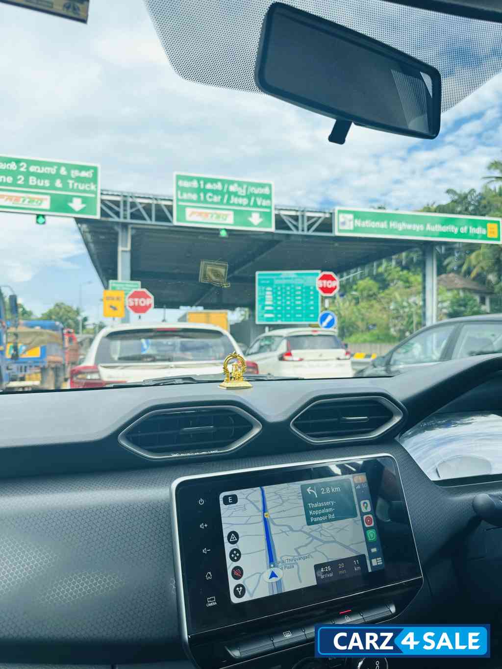 Nissan Magnite XV Premium Dualtone