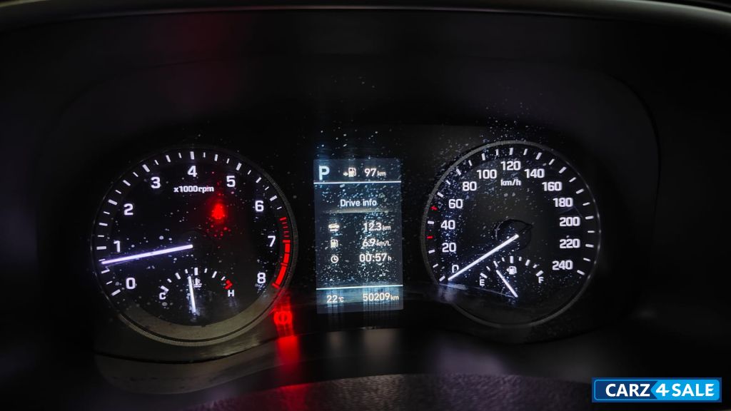 Hyundai Tucson GLS 2WD AT PETROL