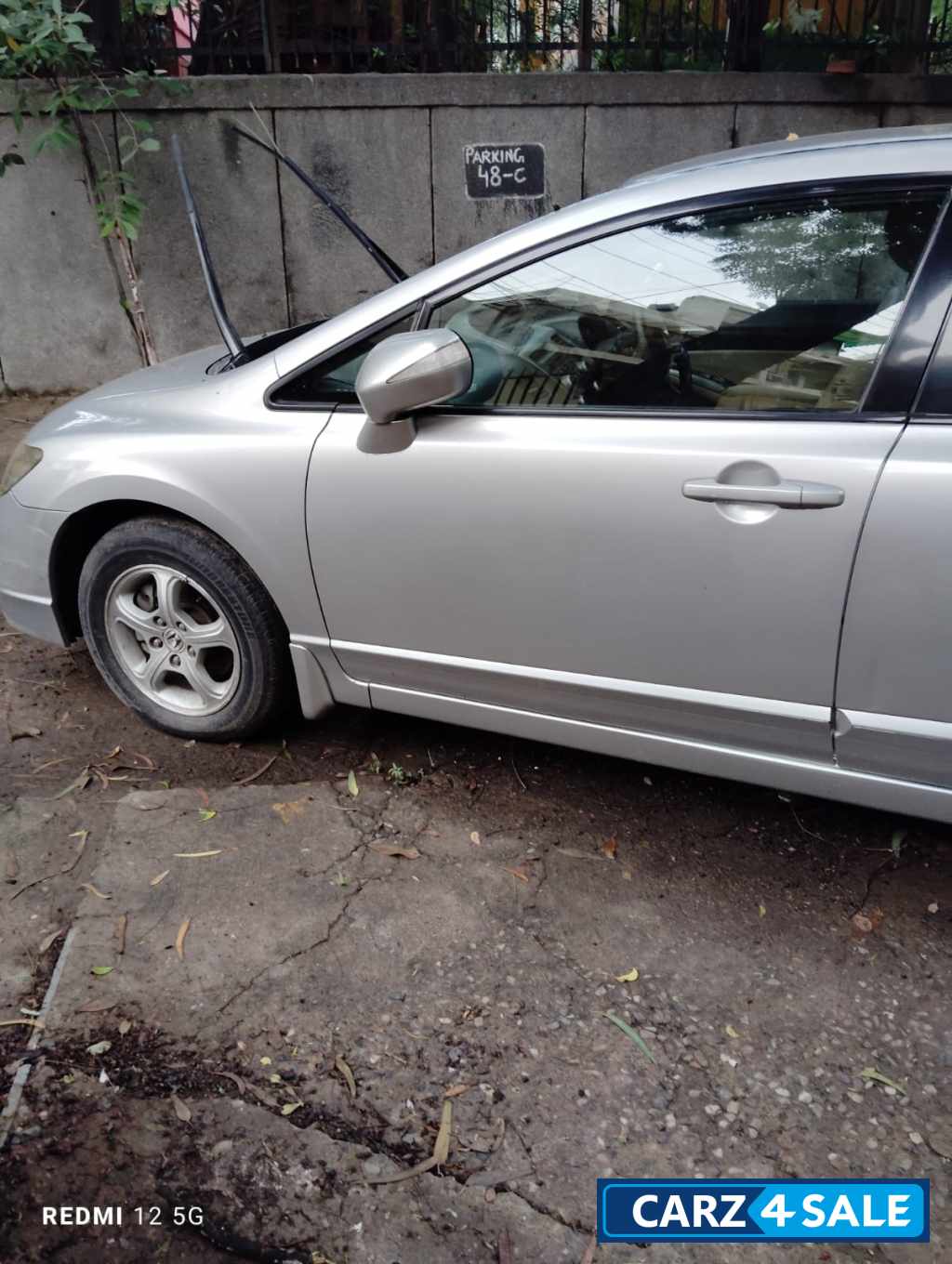 Silver Honda Civic 1.8V MT