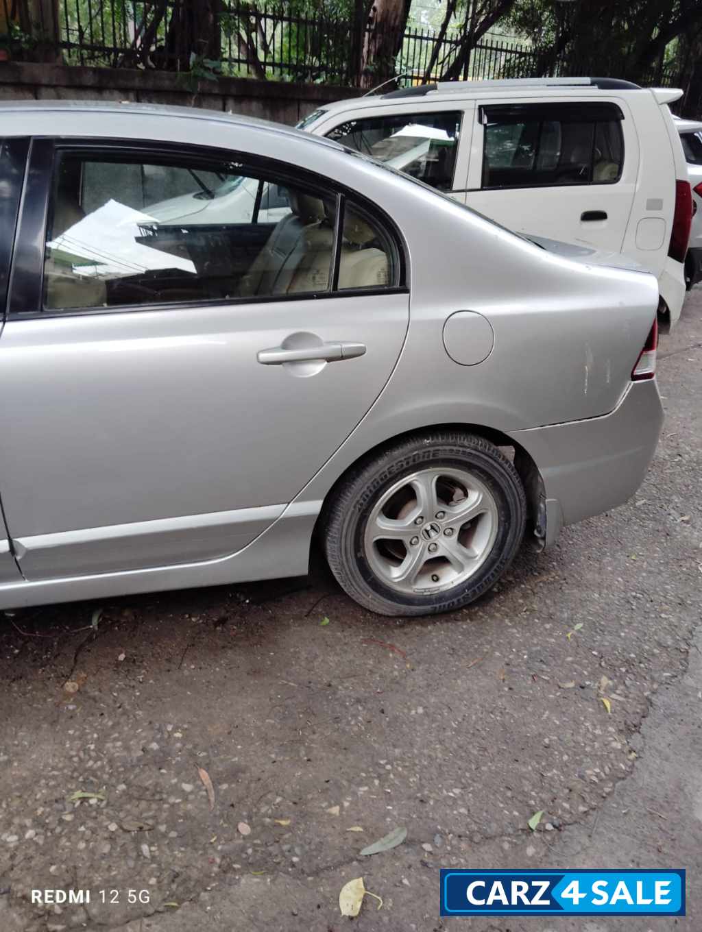 Silver Honda Civic 1.8V MT