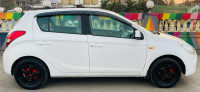C White Hyundai i20 1.2L Asta