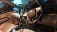 Mahindra XUV300 w8 option