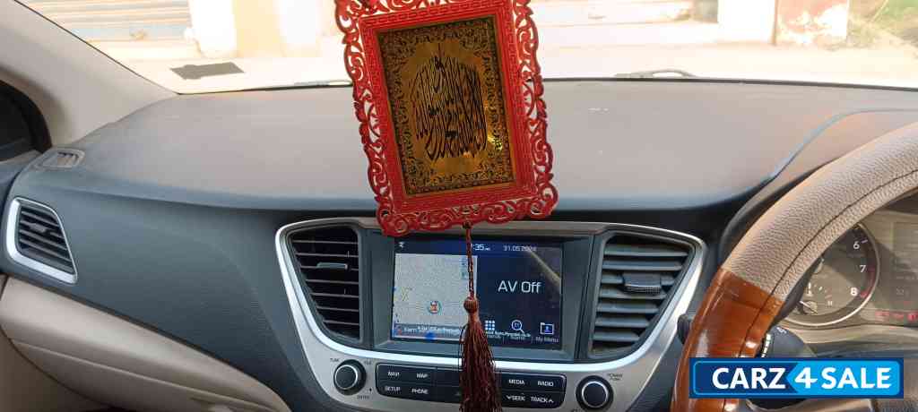 Hyundai Verna 1.6 SX VTVT(O)