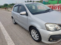 Toyota Etios Liva V