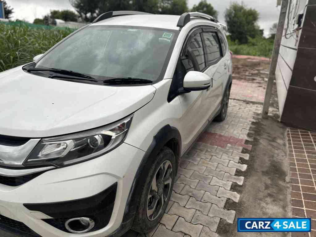 White Orchid Honda BR-V VX