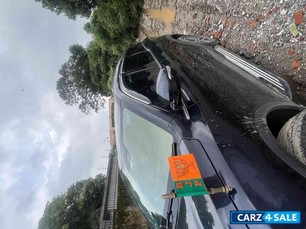 Mahindra XUV700 Ax7 Mahindra XUV700 Ax7