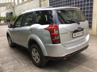 Dazzling Silver Mahindra XUV 500 W6