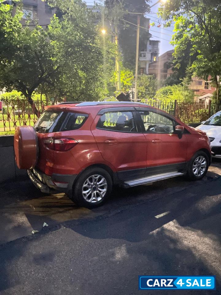 Firey Red Ford Ecosport Titanium
