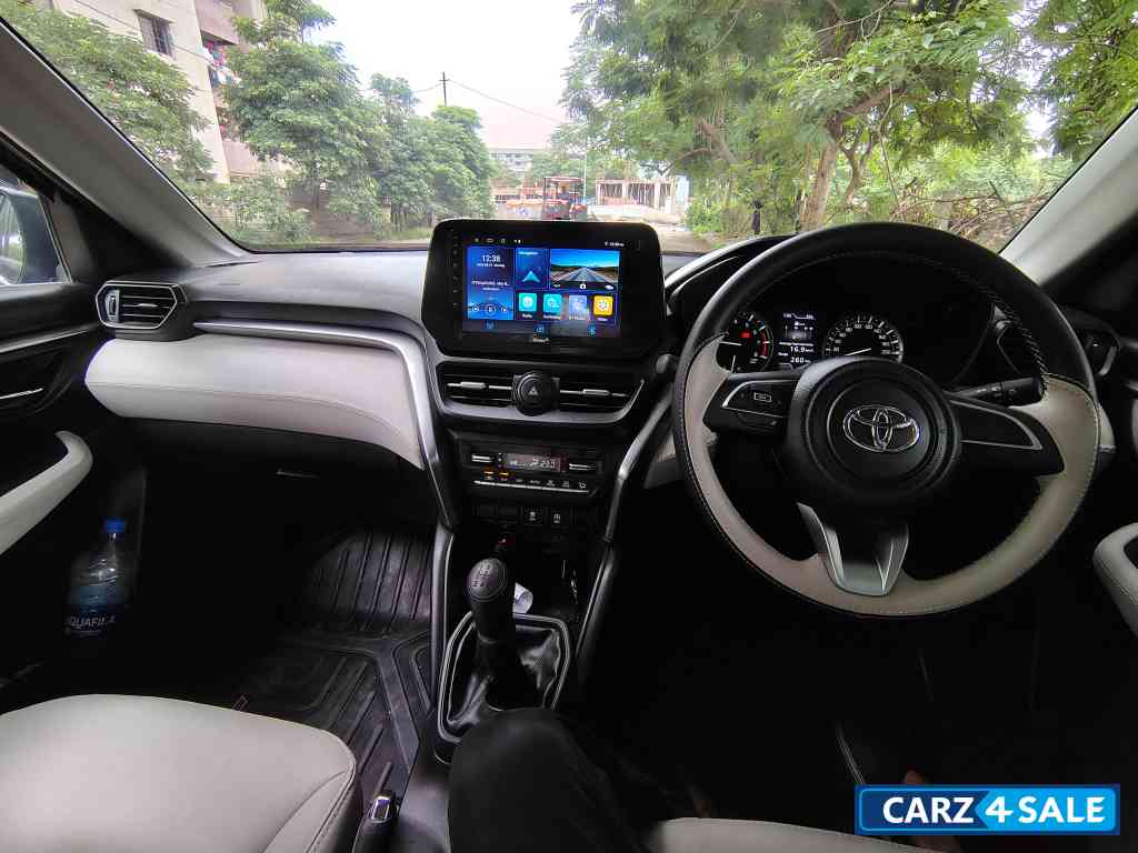 Toyota Urban Cruiser Hyryder E noedrive