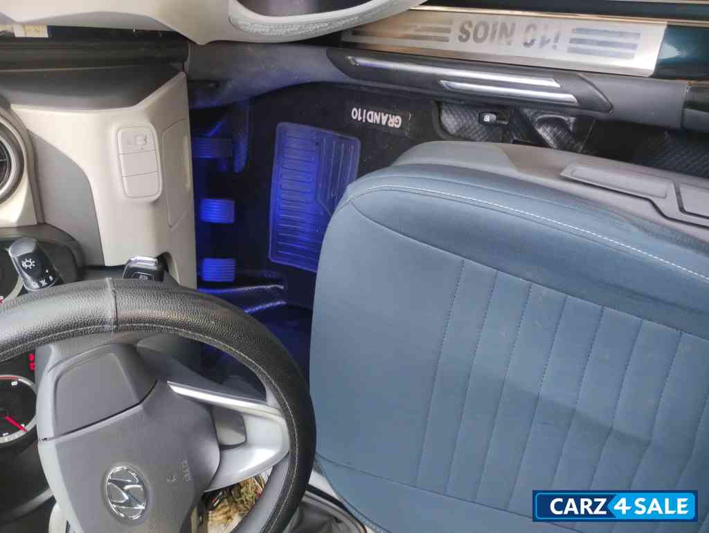 Aqua Teal Hyundai i10 Grand i10 nios Magna