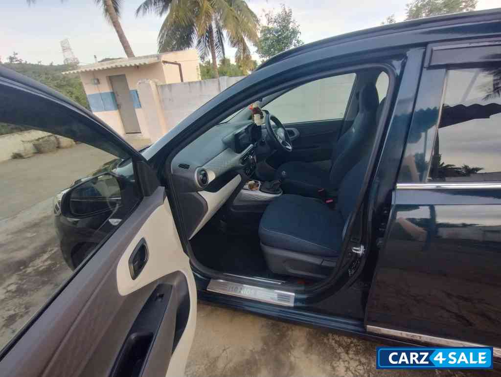 Aqua Teal Hyundai i10 Grand i10 nios Magna