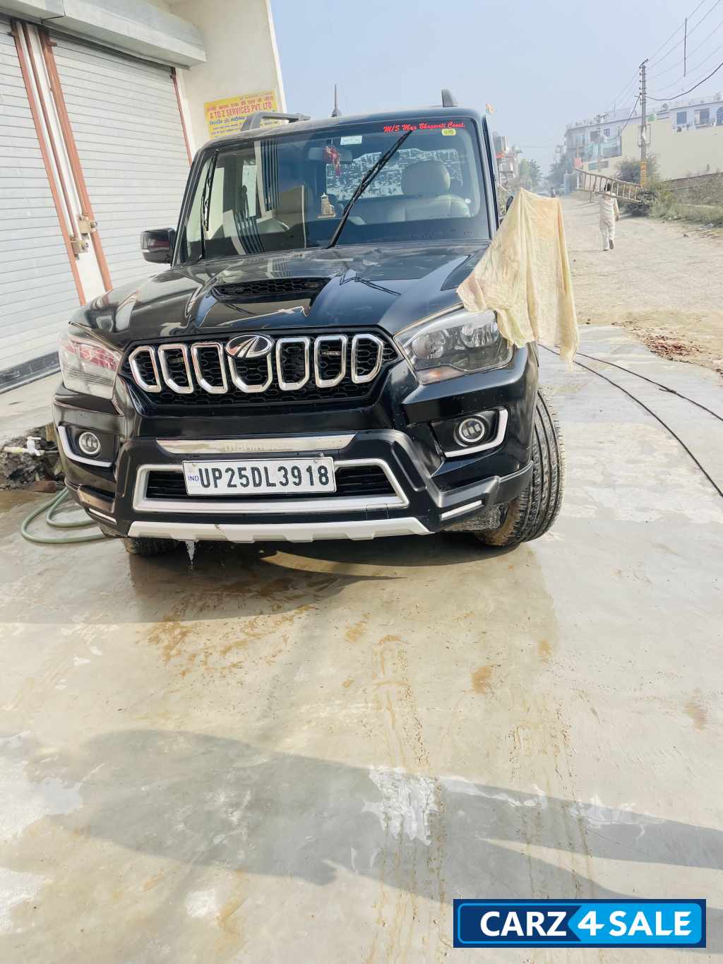 Mahindra Scorpio S5