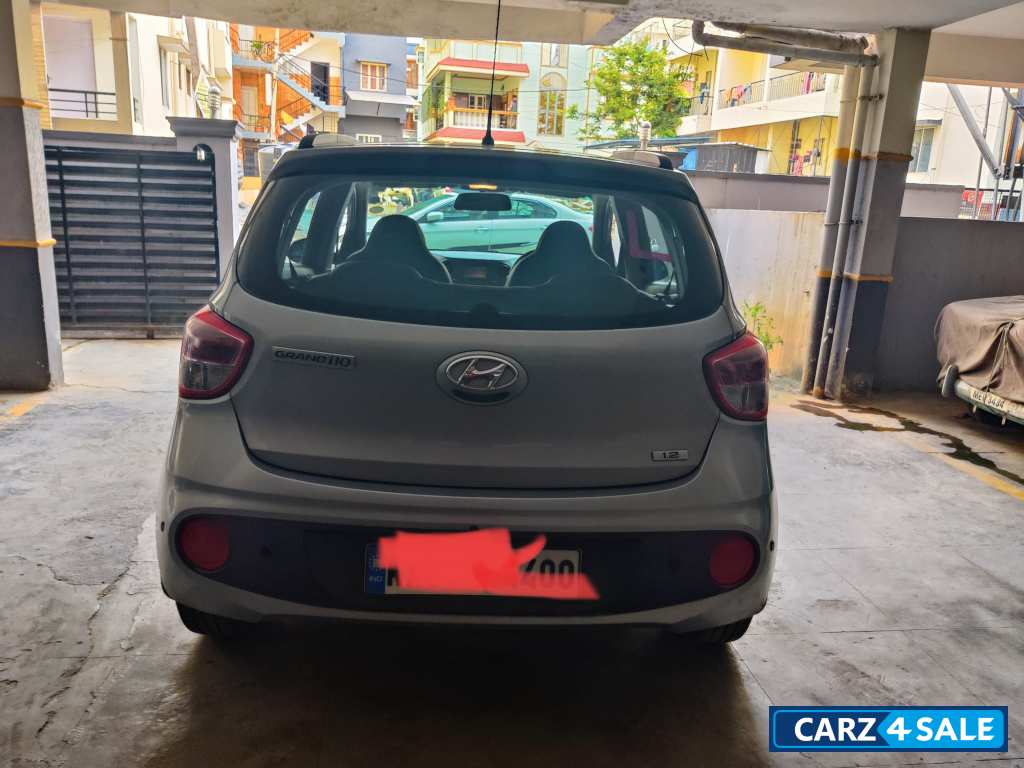 Hyundai  grand i10 AMT