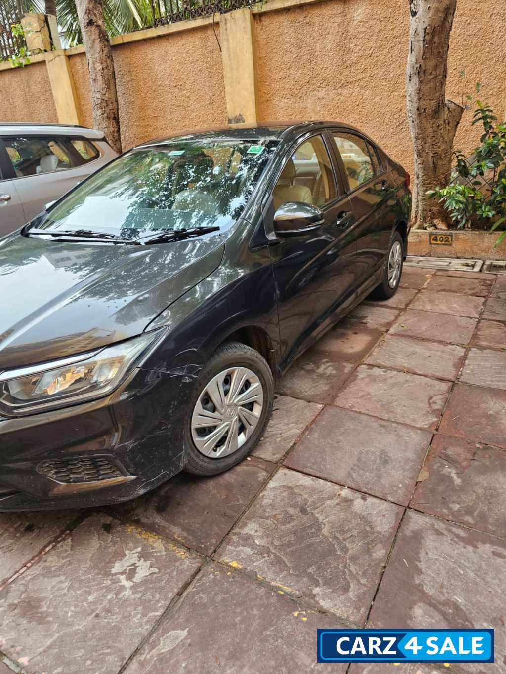 Black Honda City I-VTEC