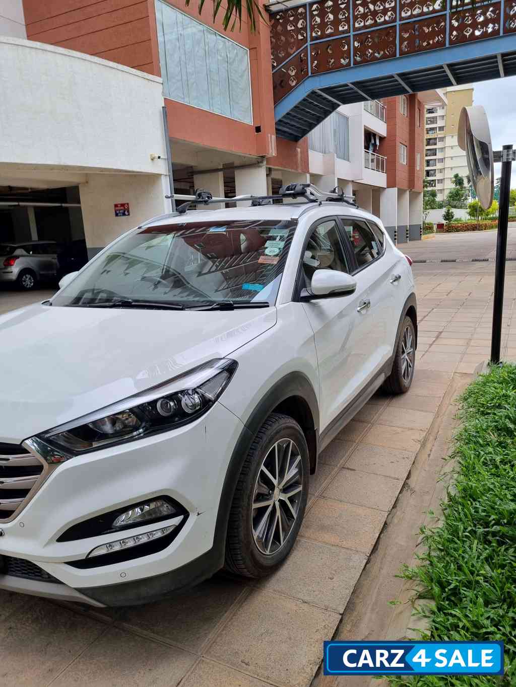 Hyundai Tucson GLS Automatic