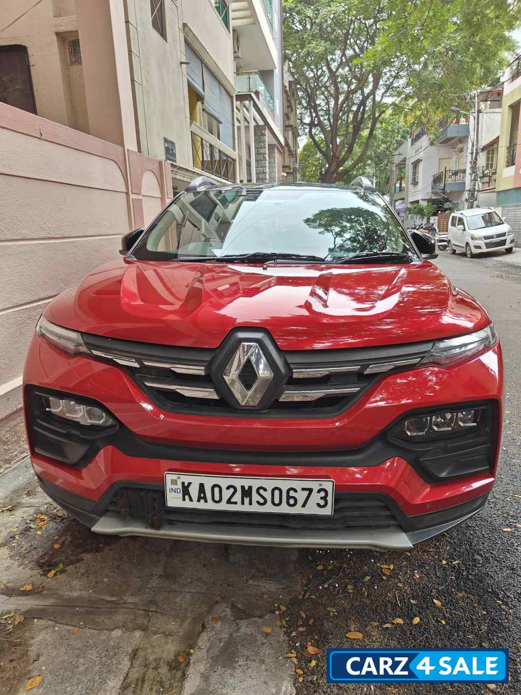 Red With Black Roof Renault  Kiger