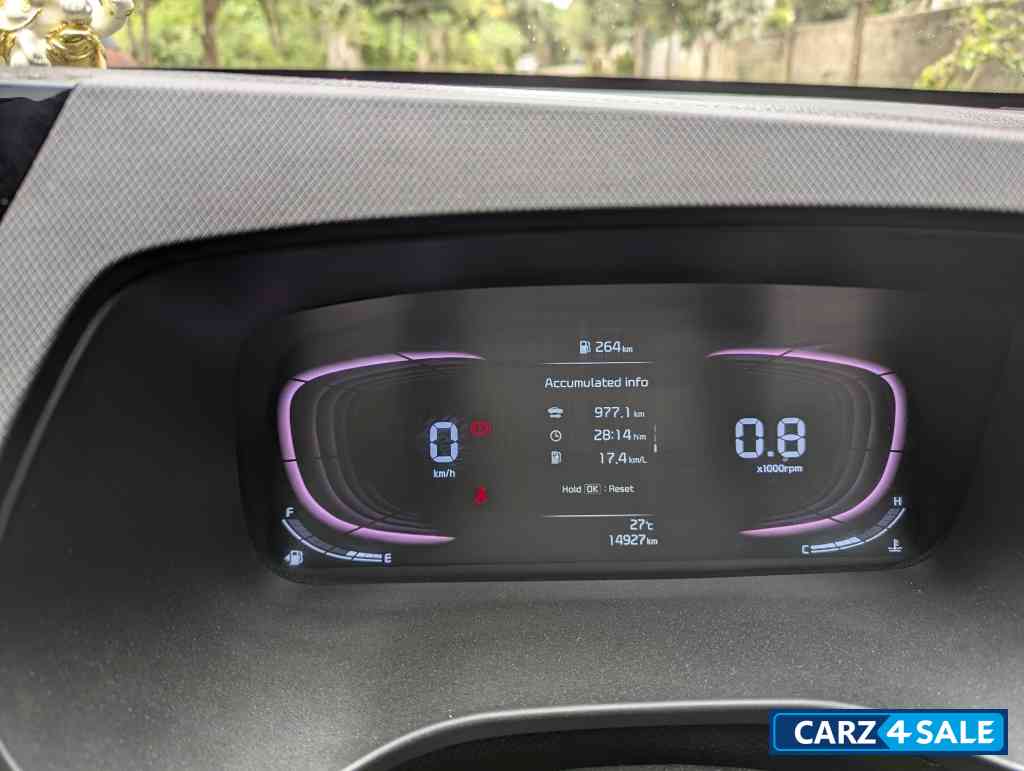 Kia Carens Deisel 6MT Prestige Plus