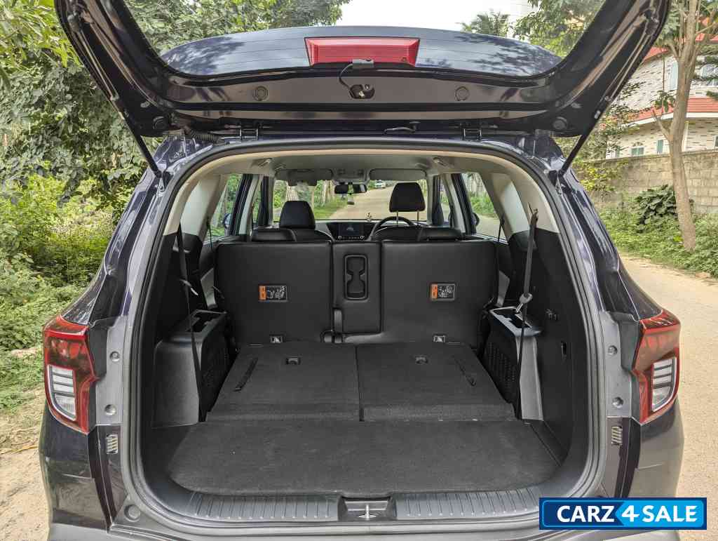 Kia Carens Deisel 6MT Prestige Plus