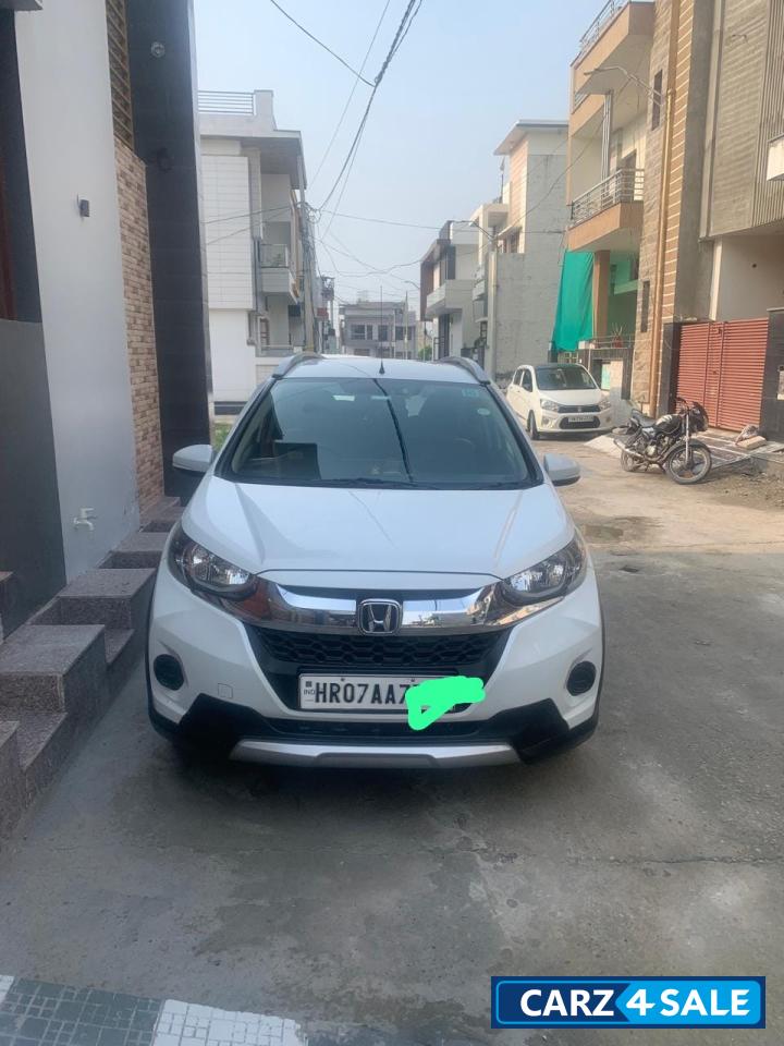 Honda WR-V Alive edition