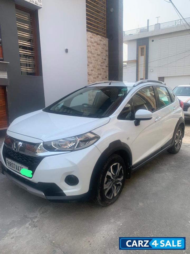 Honda WR-V Alive edition