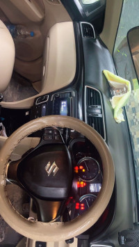 Pearl Snow White Maruti Suzuki Ciaz VDi+ SHVS