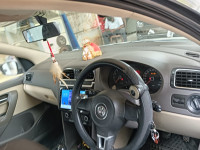 Volkswagen Vento 1.6 high line petrol mt