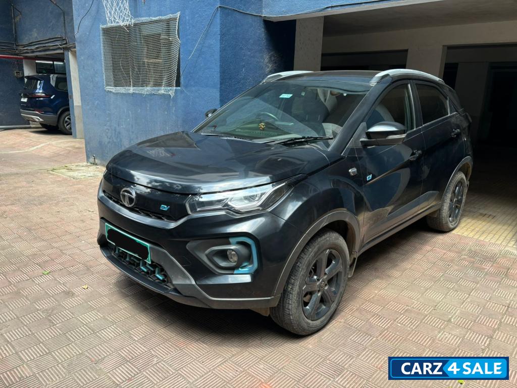 Tata Nexon EV Dark Edition XZ+