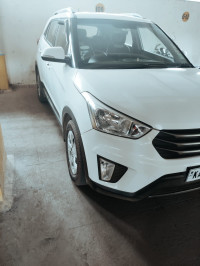 Polar White Hyundai  S