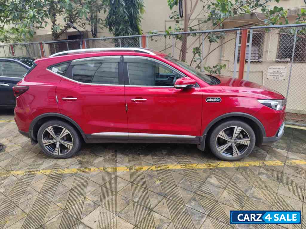 MG ZS EV Exclusive