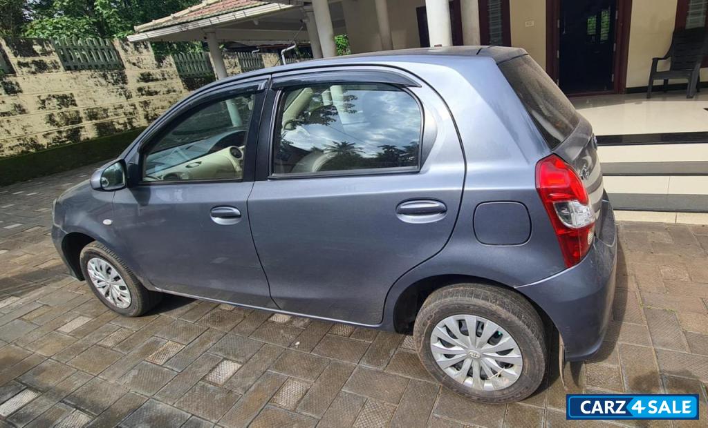 Toyota Etios liva G(F) BS4