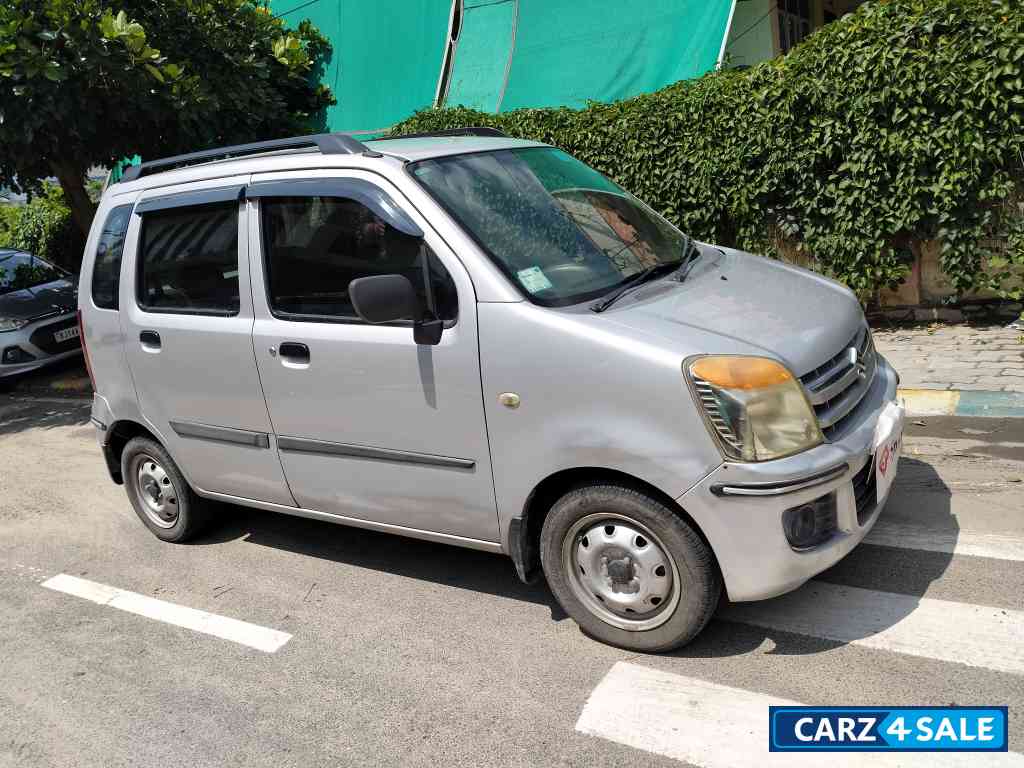 Silky Silver Maruti Suzuki Wagon R Petrol