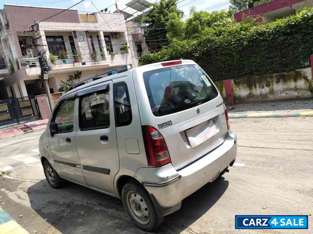 Silky Silver Maruti Suzuki Wagon R Petrol