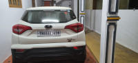 Pearl White Mahindra XUV300 W4 Petrol MT