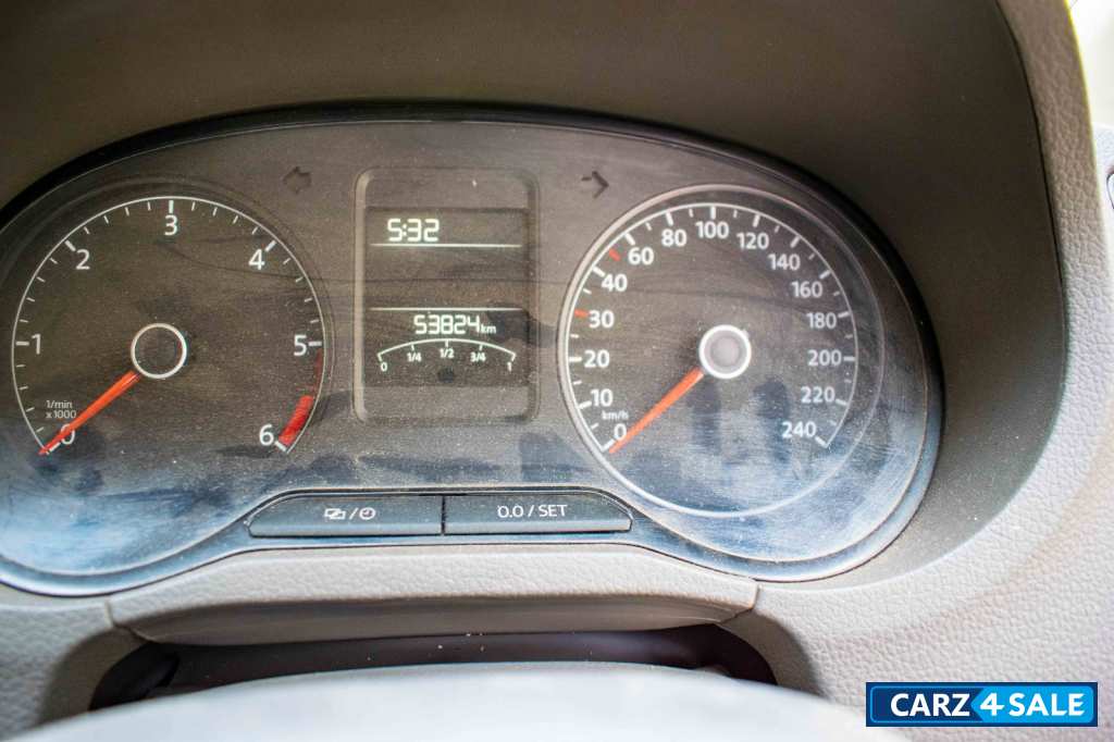 Volkswagen Vento Highline