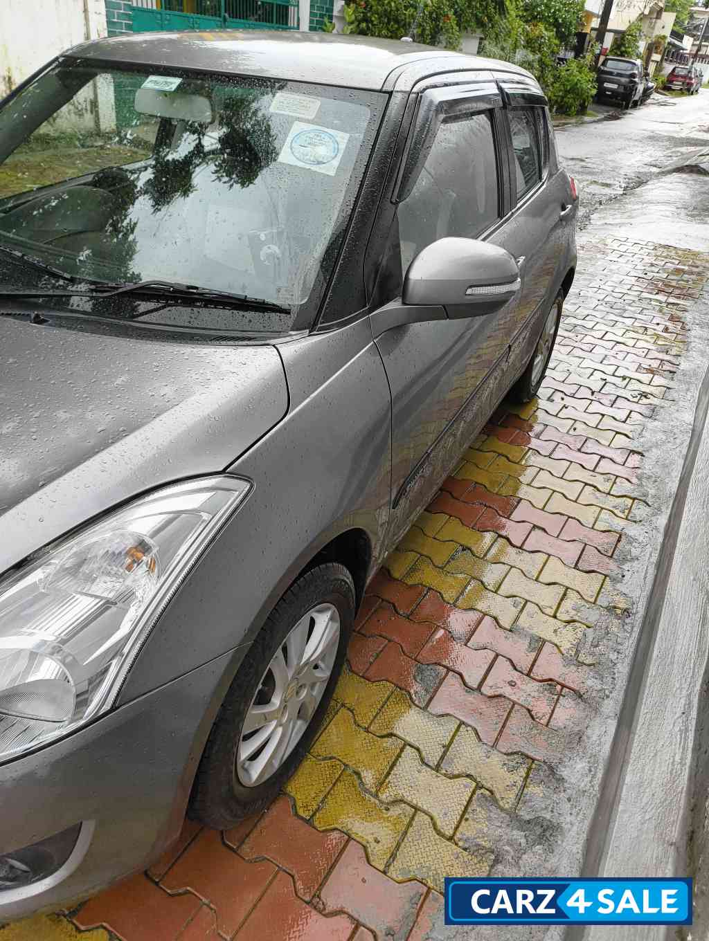 Maruti Suzuki Swift ZXI