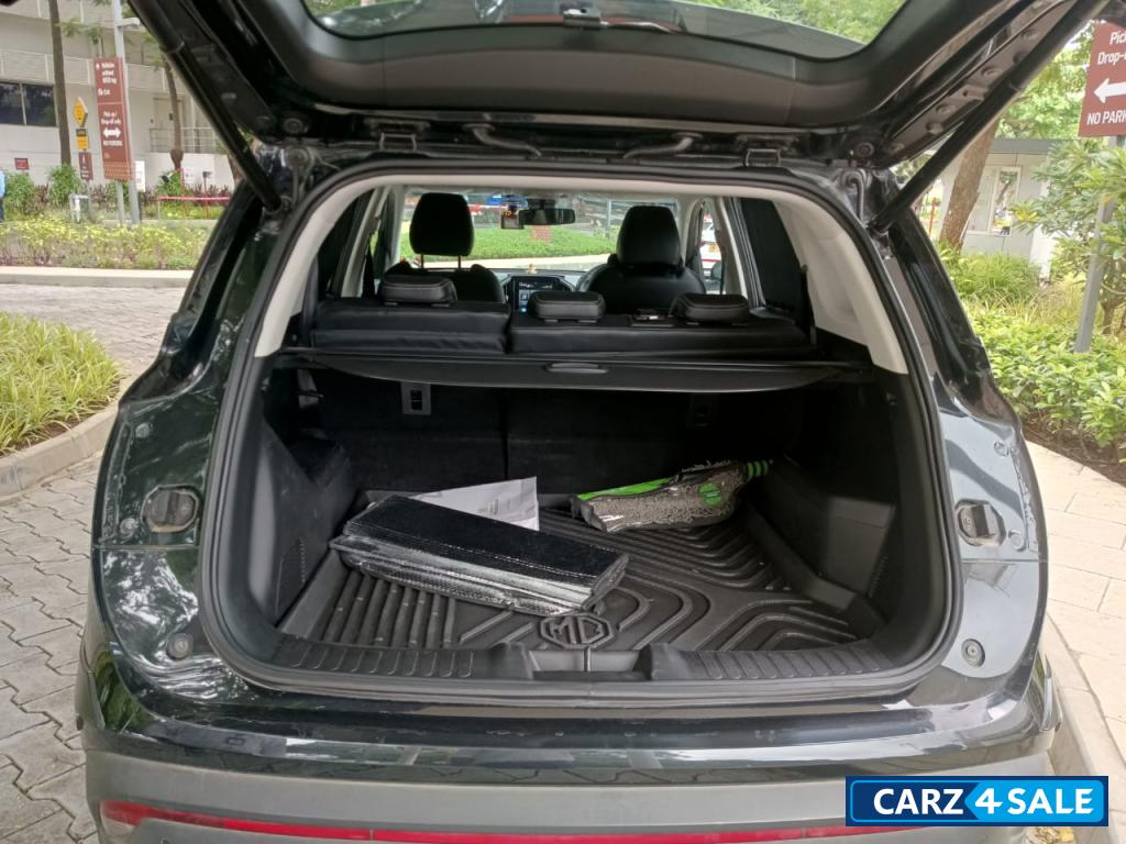 MG Hector Sharp Diesel Top End