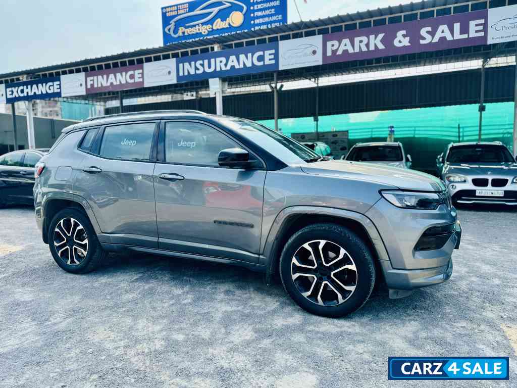 Magnesio Grey Jeep Compass Model s