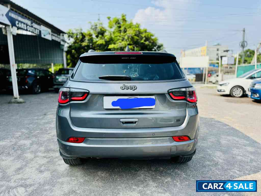 Magnesio Grey Jeep Compass Model s