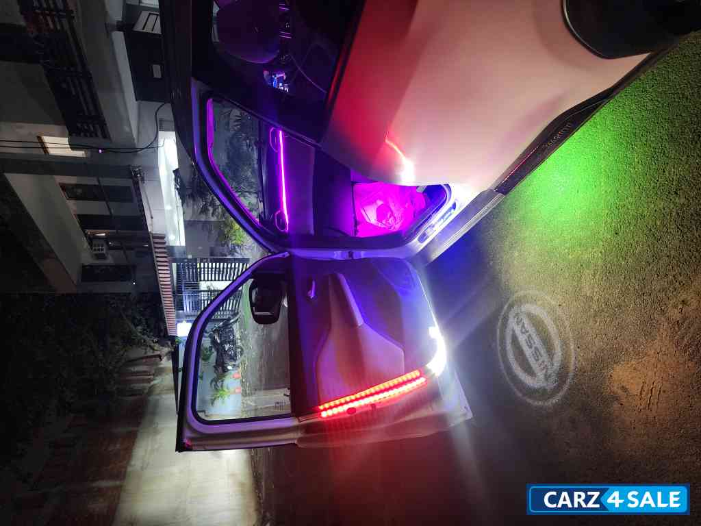 Nissan Magnite XV CVT Petrol