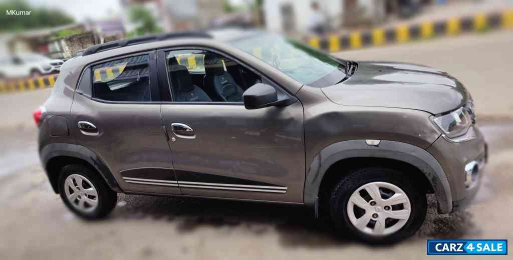 Space Grey Renault Kwid RXT