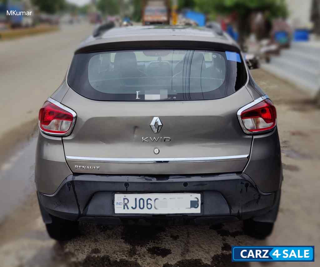 Space Grey Renault Kwid RXT