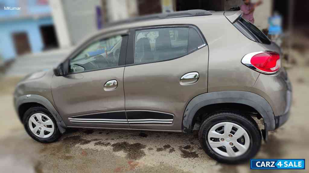 Space Grey Renault Kwid RXT