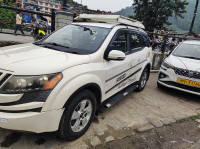 Mahindra XUV 500 W6 2WD
