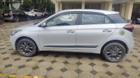 Silver Hyundai Elite i20 Asta
