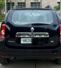Black Renault Duster RXL Petrol