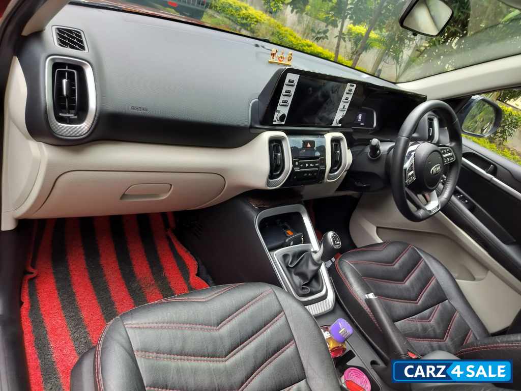 Kia Sonet HTX 1.5 Dual Tone Diesel with Cruise Control