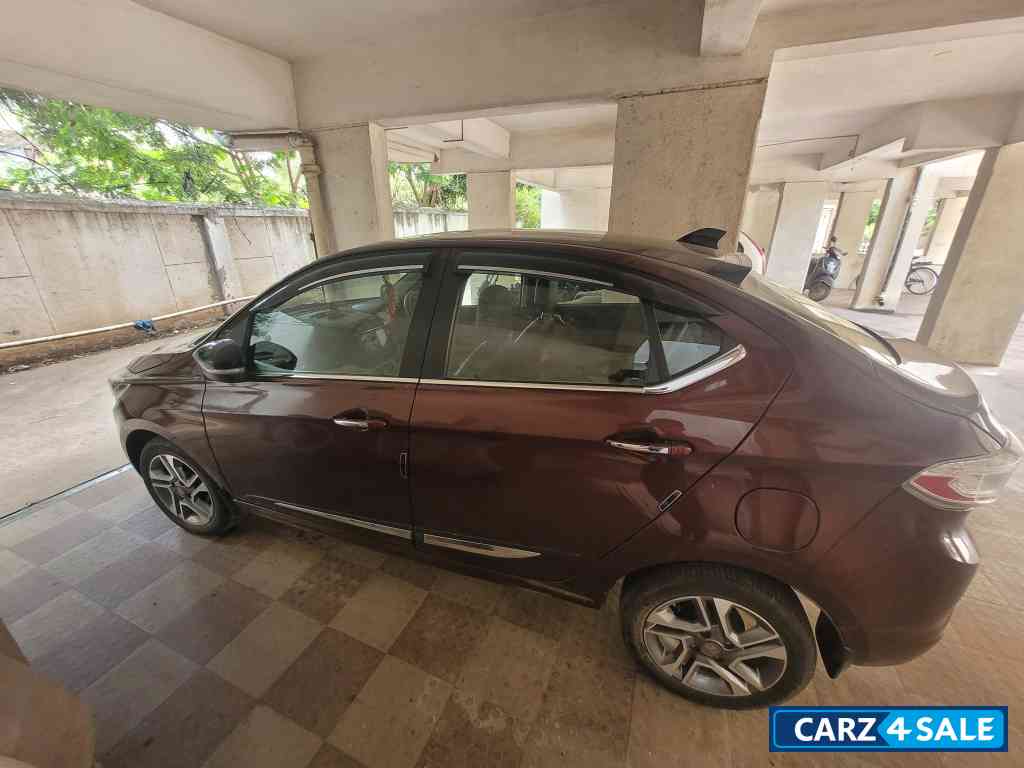 Magnetic Red Tata Tigor XZ+ petrol Magnetic Red Tata Tigor XZ+ petrol