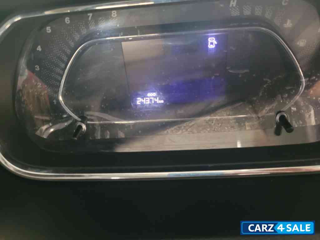 Magnetic Red Tata Tigor XZ+ petrol Magnetic Red Tata Tigor XZ+ petrol