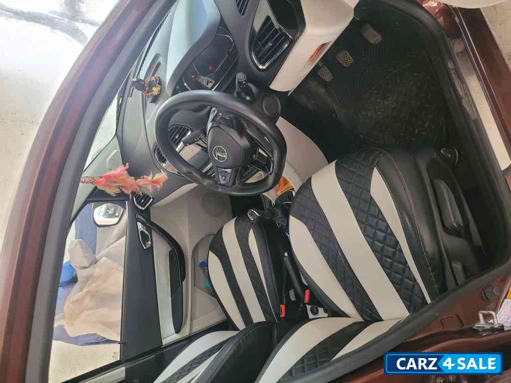 Magnetic Red Tata Tigor XZ+ petrol Magnetic Red Tata Tigor XZ+ petrol